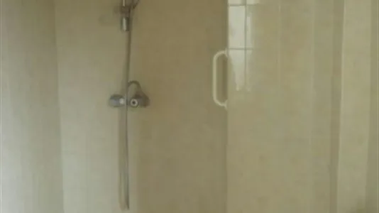 Rooms in Brussels Schaarbeek - photo 9