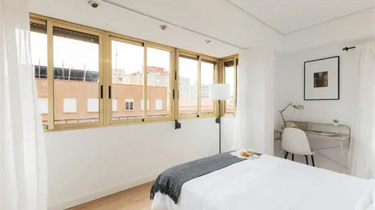 Rooms in Tavernes Blanques - photo 3