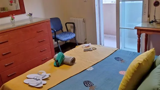 Rooms in Jaén - photo 10