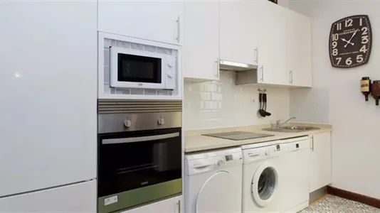 Rooms in Madrid Chamberí - photo 10