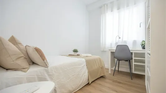 Rooms in Valencia L'Eixample - photo 1