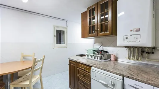 Rooms in Madrid Centro - photo 9