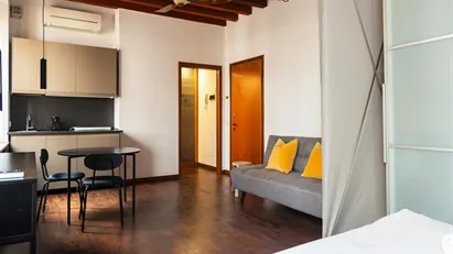 Apartment for rent in Milano Zona 1 - Centro storico, Milan