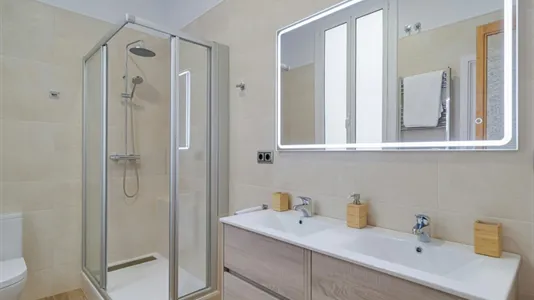 Rooms in Barcelona Eixample - photo 6