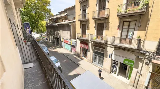 Rooms in Barcelona Ciutat Vella - photo 6