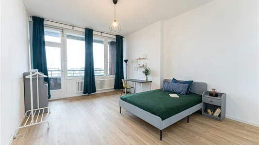 Rooms in Berlin Charlottenburg-Wilmersdorf - photo 1