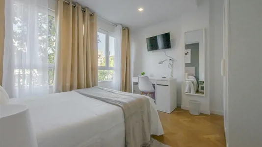 Rooms in Madrid Chamartín - photo 2