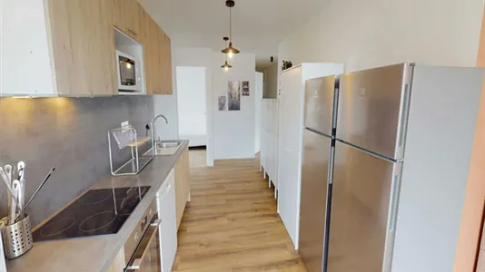 Rooms in Nanterre - photo 9