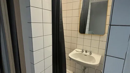 Rooms in Brussels Sint-Jans-Molenbeek - photo 4