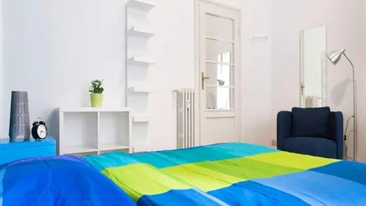 Rooms in Milano Zona 8 - Fiera, Gallaratese, Quarto Oggiaro - photo 1