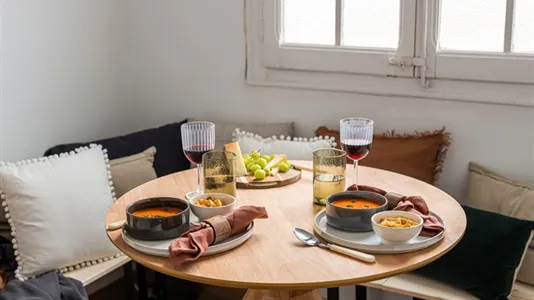 Rooms in Barcelona Eixample - photo 5