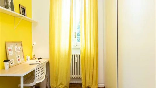 Rooms in Milano Zona 5 - Vigentino, Chiaravalle, Gratosoglio - photo 2