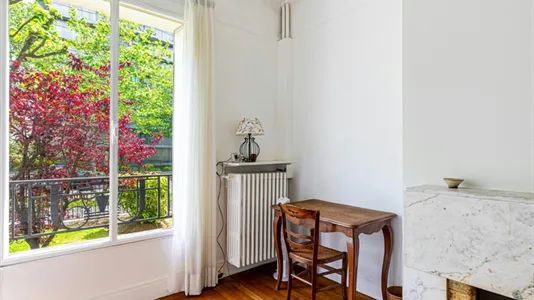 Apartments in Paris 16ème arrondissement (South) - photo 10