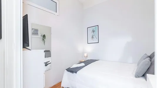 Rooms in Barcelona Eixample - photo 1