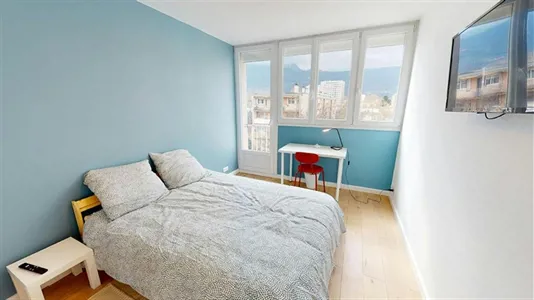 Rooms in Grenoble - photo 1