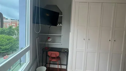 Rooms in Bilbao - photo 4