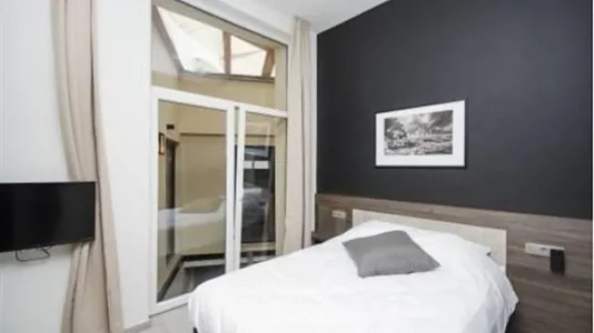 Rooms in Brussels Etterbeek - photo 1