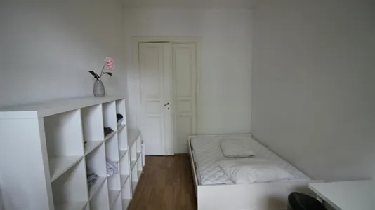 Rooms in Berlin Friedrichshain-Kreuzberg - photo 4