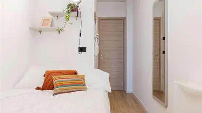 Room for rent in Turin, Piemonte