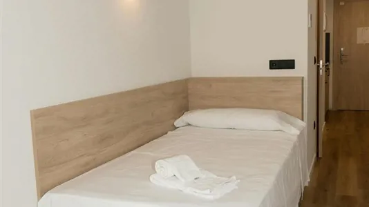 Apartments in Burjassot - photo 1