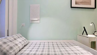 Room for rent in Roma Municipio VIII – Appia Antica, Rome