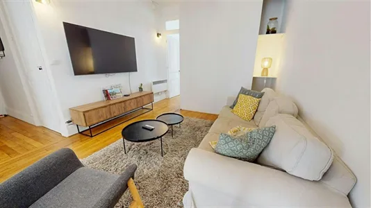 Apartments in Lyon - photo 3