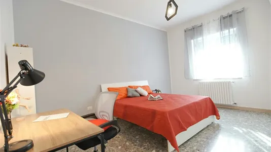 Rooms in Forlì - photo 1