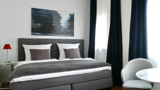 Apartments in Cologne Innenstadt - photo 4