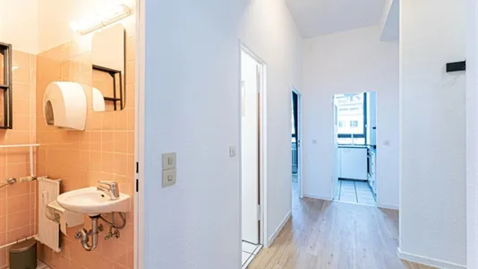 Rooms in Berlin Charlottenburg-Wilmersdorf - photo 10