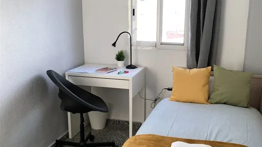 Rooms in Burjassot - photo 4