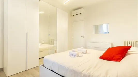 Apartments in Milano Zona 6 - Barona, Lorenteggio - photo 9