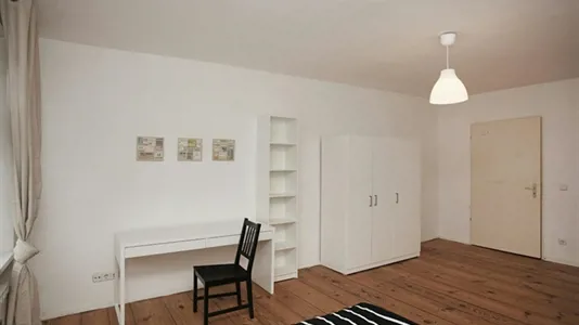 Rooms in Berlin Mitte - photo 2