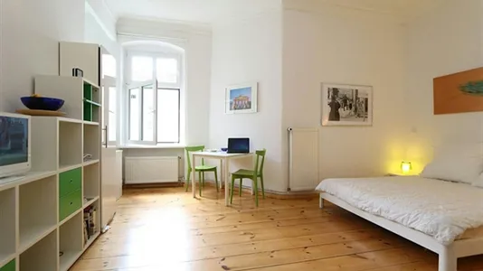 Apartments in Berlin Pankow - photo 2