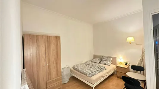 Apartments in Paris 16ème arrondissement (South) - photo 8