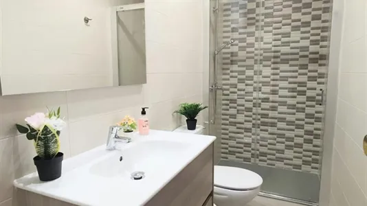 Rooms in Moncada - photo 7