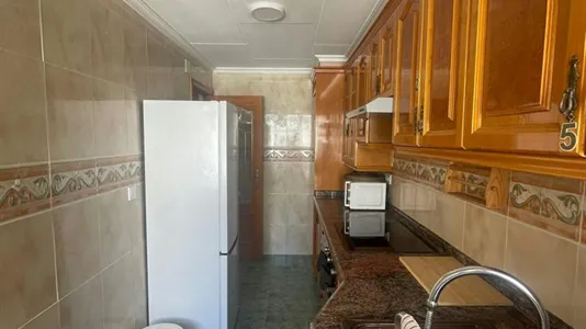 Rooms in Alaquàs - photo 8