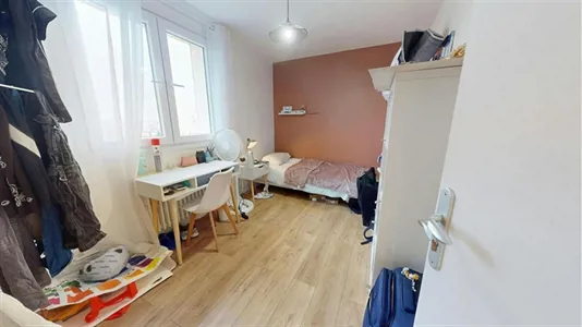 Rooms in Lyon - photo 1