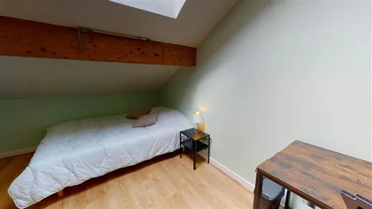 Rooms in Lyon - photo 2