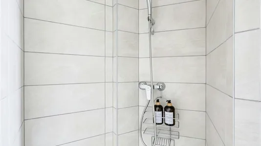 Apartments in Paris 16ème arrondissement (South) - photo 4