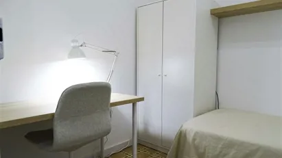 Room for rent in Barcelona Sant Martí, Barcelona