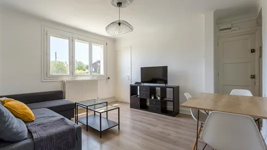 Apartments in Lyon - photo 3