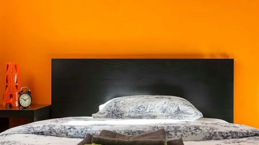 Rooms in Milano Zona 8 - Fiera, Gallaratese, Quarto Oggiaro - photo 2