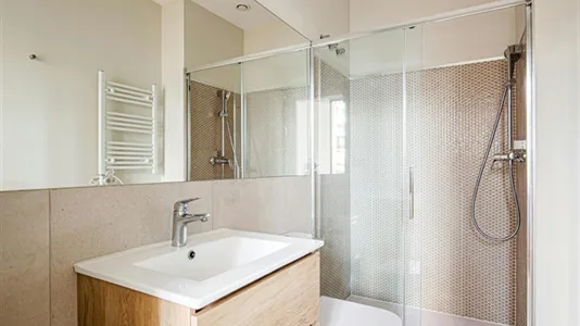 Apartments in Barcelona Ciutat Vella - photo 10