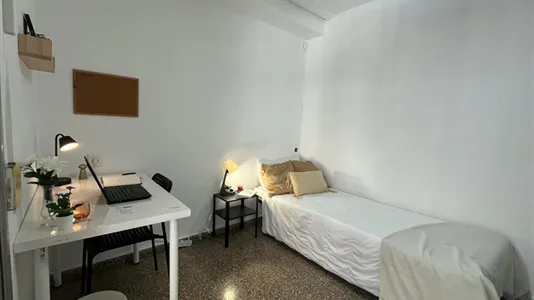 Rooms in Tavernes Blanques - photo 4