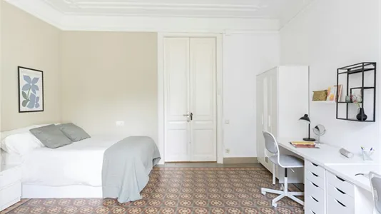 Rooms in Barcelona Eixample - photo 6