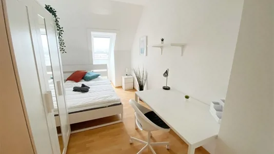 Rooms in Vienna Favoriten - photo 2