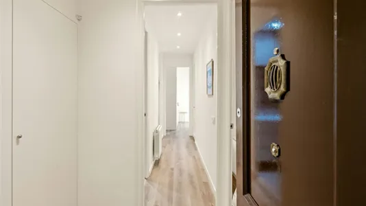 Rooms in Barcelona Eixample - photo 8