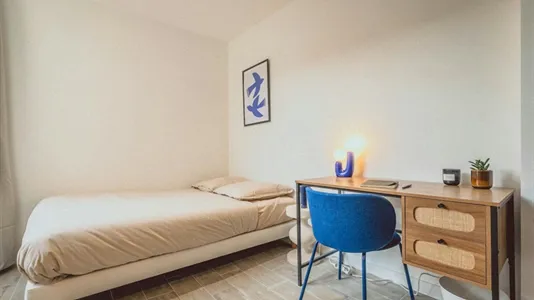 Rooms in Bobigny - photo 1