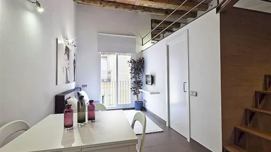 Apartments in Barcelona Ciutat Vella - photo 3