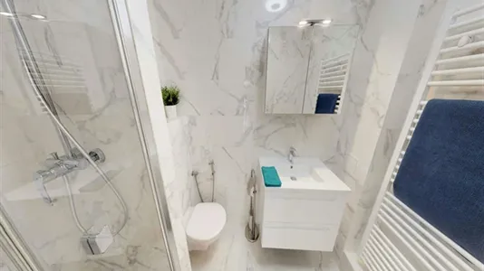 Rooms in Paris 15ème arrondissement - photo 9